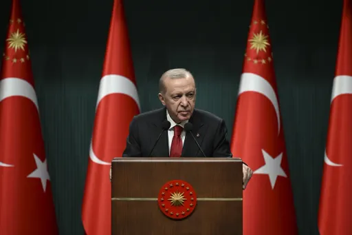 Ердоган: Туркије не паѓа во стапици, останува подалеку од „огнениот прстен“