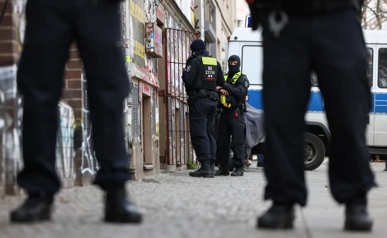 Vier Verdächtige nach Brandanschlag in Berlin 2025 ermittelt