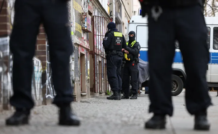 Vier Verdächtige nach Brandanschlag in Berlin 2025 ermittelt