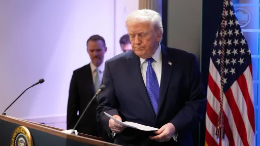 إيران تتحدث عن محاولة واشنطن الاتصال معها.. والبيت الأبيض: العمليات مستمرة بموازاة الدبلوماسية