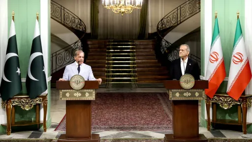 تلاش پاکستان برای میانجی‌گری جهت پایان دادن به جنگ آمریکا و اسرائیل علیه ایران