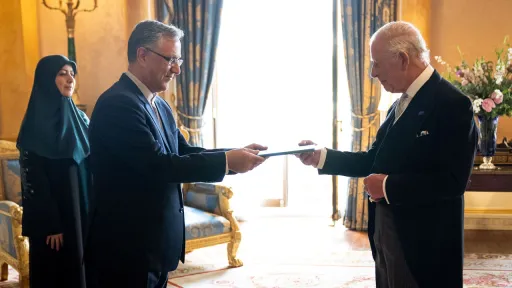 Londres convoque l'ambassadeur d'Iran en raison des "actions déstabilisatrices" de son pays