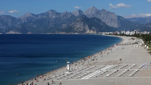 Как война в Иране повлияла на турецкие курорты?