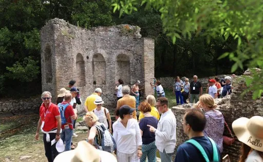 Të huajt shpenzuan 5,72 miliardë euro në Shqipëri gjatë vitit 2025