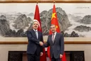 Ministri i Jashtëm turk diskuton zhvillimet rajonale me homologun kinez
