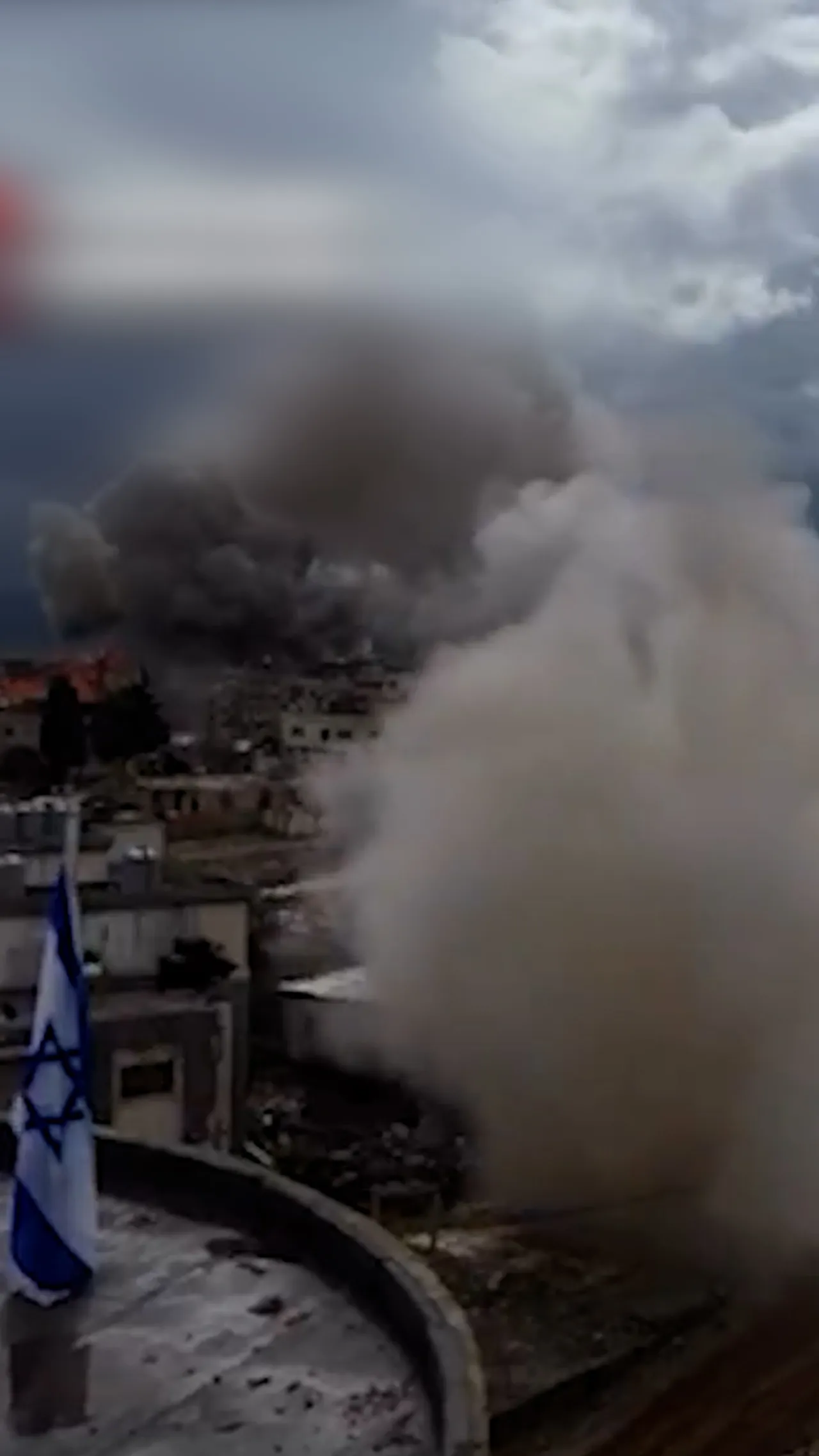 Israel meledakkan masjid di lingkungan Al Khiam, Lebanon