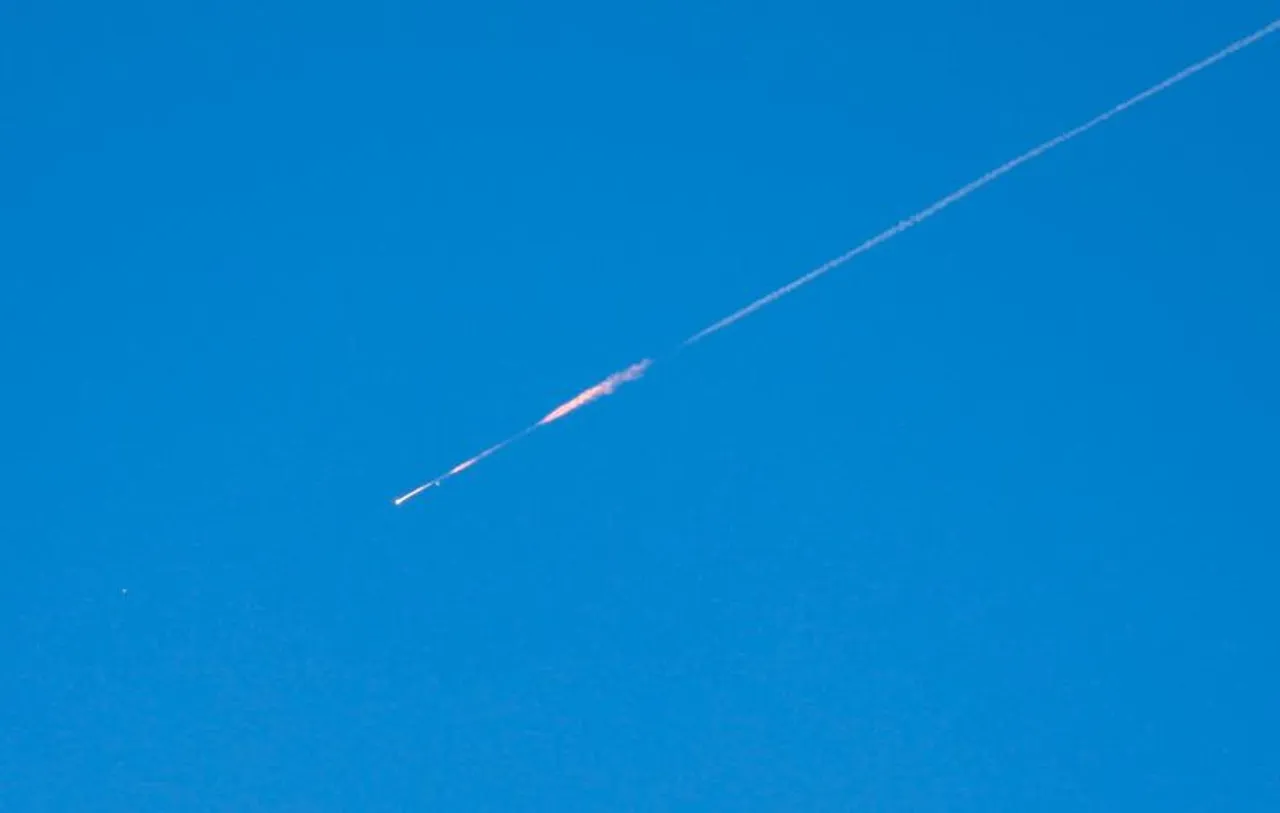 La OTAN intercepta un misil balístico lanzado desde Irán que entró en el espacio aéreo turco