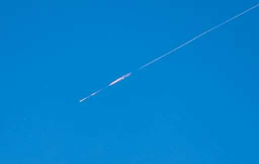 La OTAN intercepta un misil balístico lanzado desde Irán que entró en el espacio aéreo turco