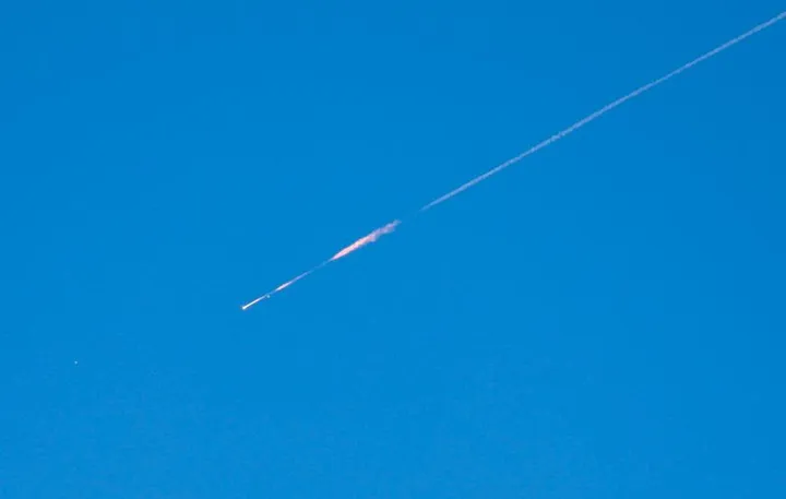 La OTAN intercepta un misil balístico lanzado desde Irán que entró en el espacio aéreo turco