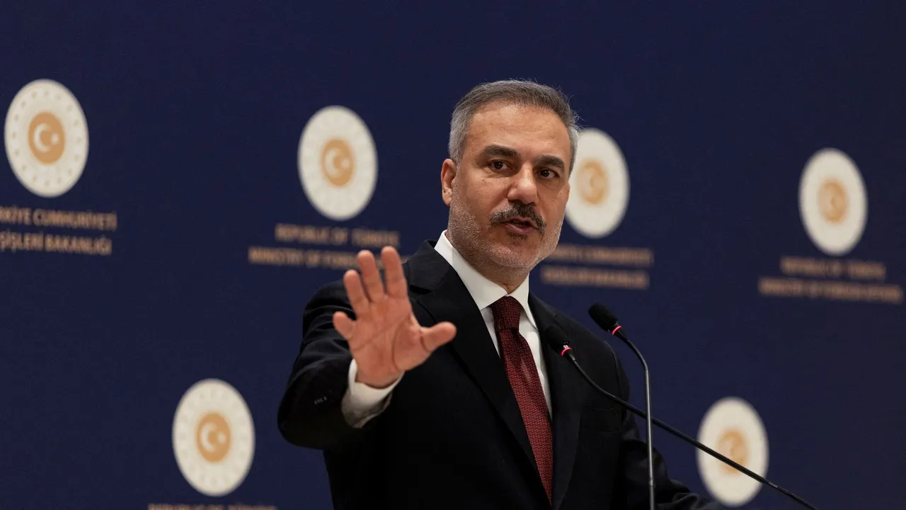 Turkish FM holds calls with regional counterparts on Middle East war, de-escalation efforts