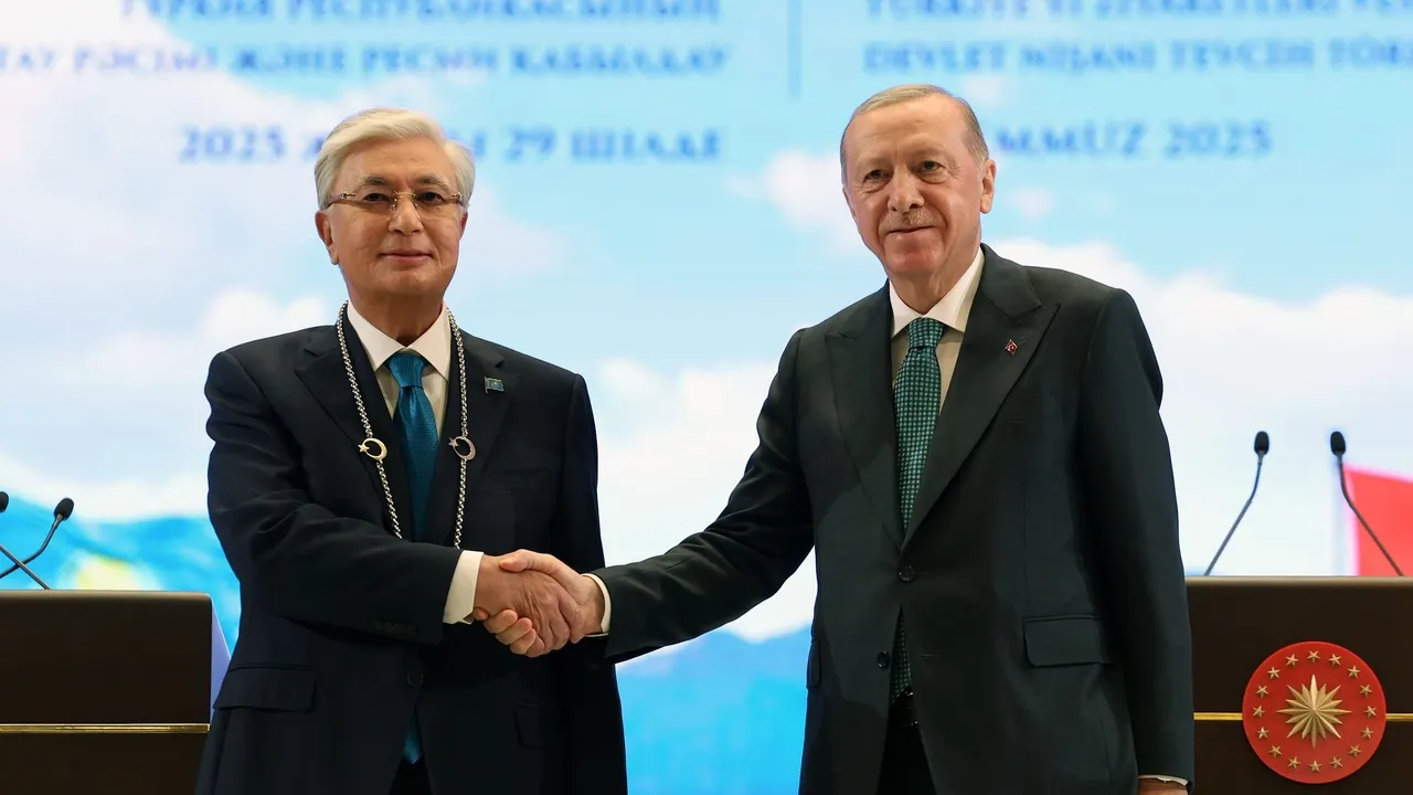 رایزنی تلفنی اردوغان و توکایف درباره روابط دوجانبه و تحولات منطقهای و جهانی