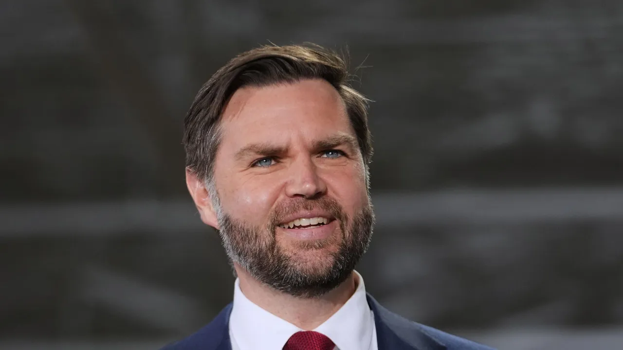 سی‌ان‌ان: ایران از کانال‌های غیرعلنی خواستار گفت‌وگو با معاون ترامپ شد