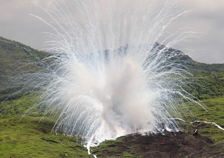 Десятки атак: Израиль бьет по Ливану белым фосфором, эскалация выходит на новый уровень