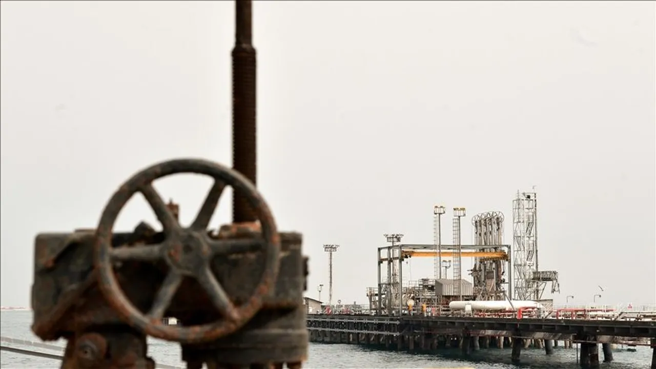 رسانه اسرائیلی: احتمال تلاش ترامپ برای تصرف جزیره خارگ در صورت شکست مذاکرات با ایران