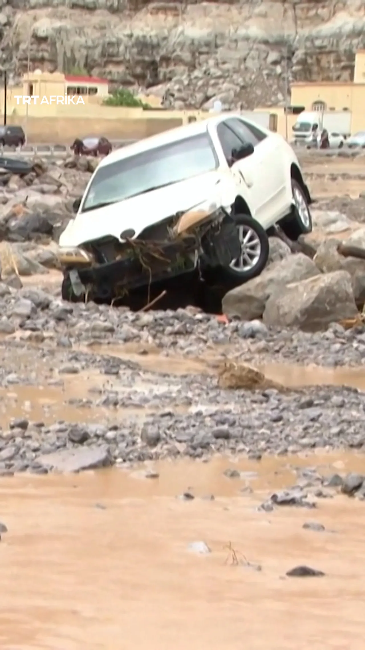 Mamakon ruwan sama ya lalata hanyoyi da motoci a arewancin Oman