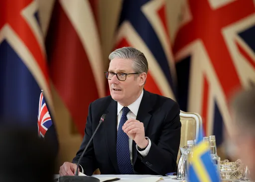 Starmer: Velika Britanija se neće uključiti u rat s Iranom