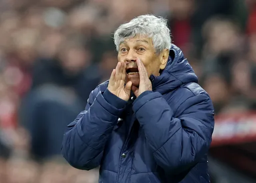 Antrenorul român Mircea Lucescu a fost internat la terapie intensivă