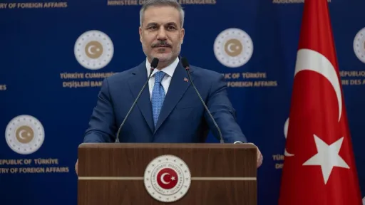 تلاشهای دیپلماتیک ترکیه درباره پایان جنگ ایران؛ فیدان تماسها با همتایان خود انجام داد.