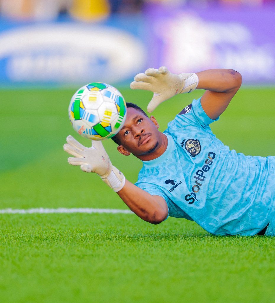 Mlinda lango wa Young Africans Djigui Diarra afungiwa mechi 3 kwa utovu wa nidhamu