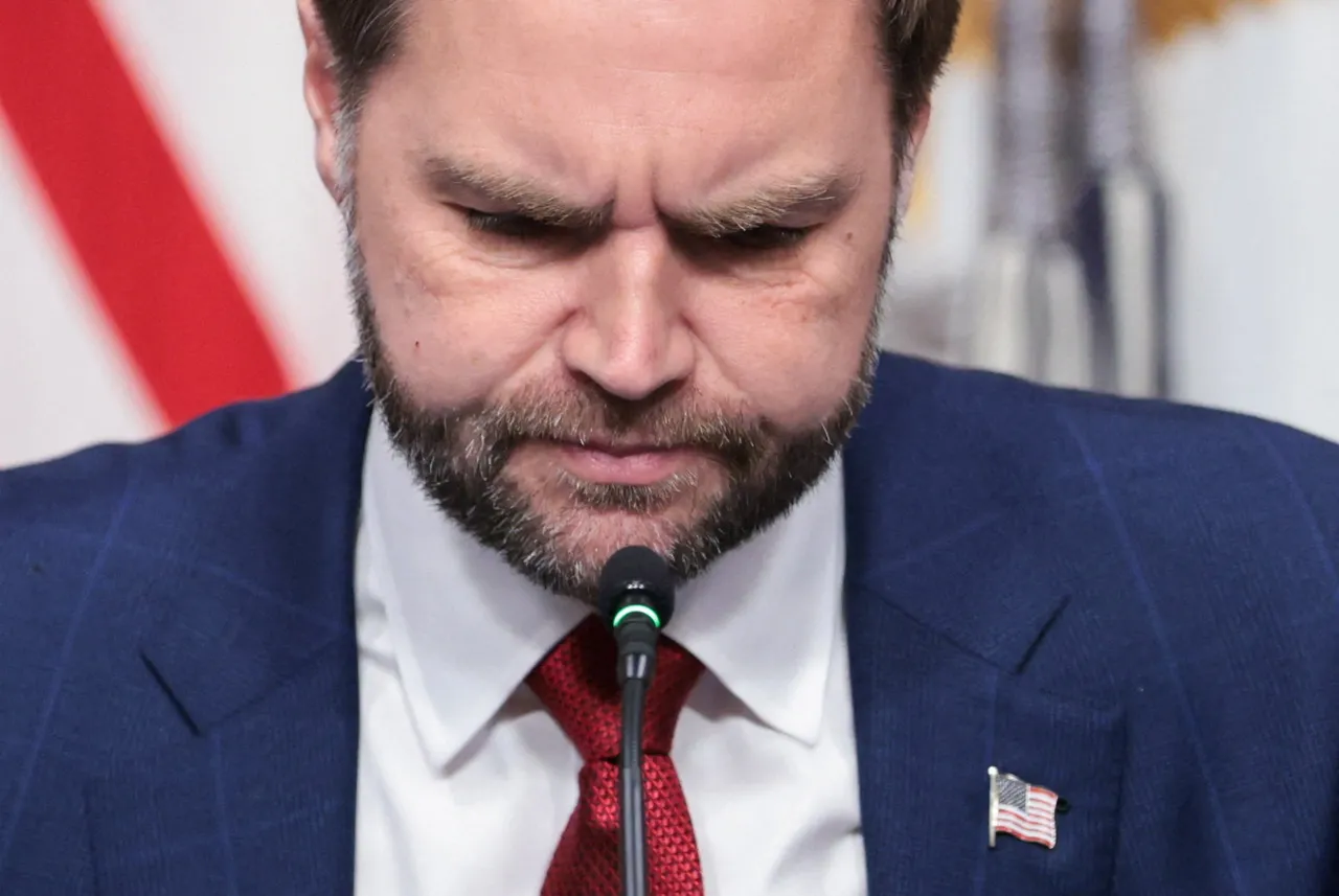 Rat u Iranu mjesec kasnije: Vance signalizira povlačenje i pad cijena plina