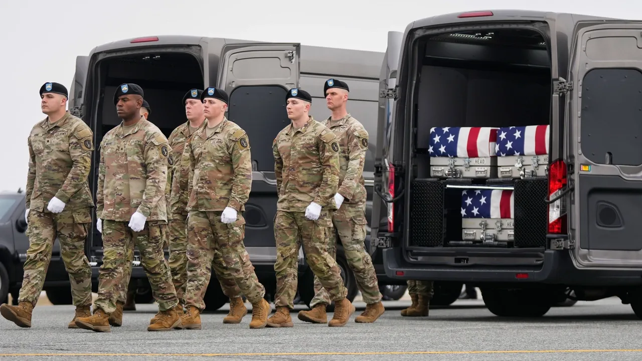 EUA ponderam enviar mais 10.000 soldados para o Médio Oriente em meio à guerra contra o Irão