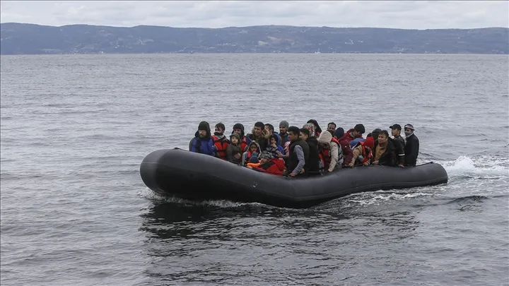 Dhjetra të vdekur pas shpëtimit të një varke emigrantësh pranë ishullit grek