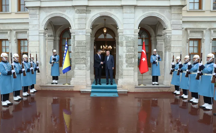 Turski predsjednik Erdogan zvanično dočekao predsjedavajućeg Predsjedništva BiH Bećirovića