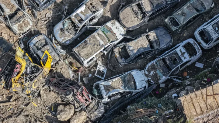 زخمی شدن ۱۲ اسرائیلی در حملات موشکی ایران به غرب قدس