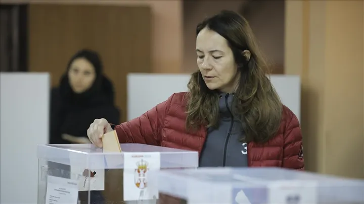 Srbija održava izbore u deset lokalnih samouprava