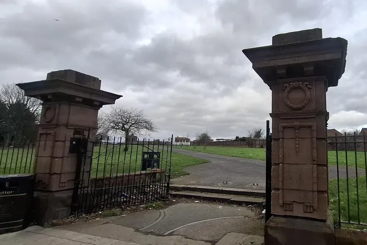 Tragovi prošlosti: Zaboravljeni osmanski grobovi u Liverpoolu