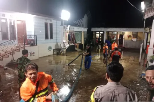 BNPB: 111 warga Jember dievakuasi akibat banjir