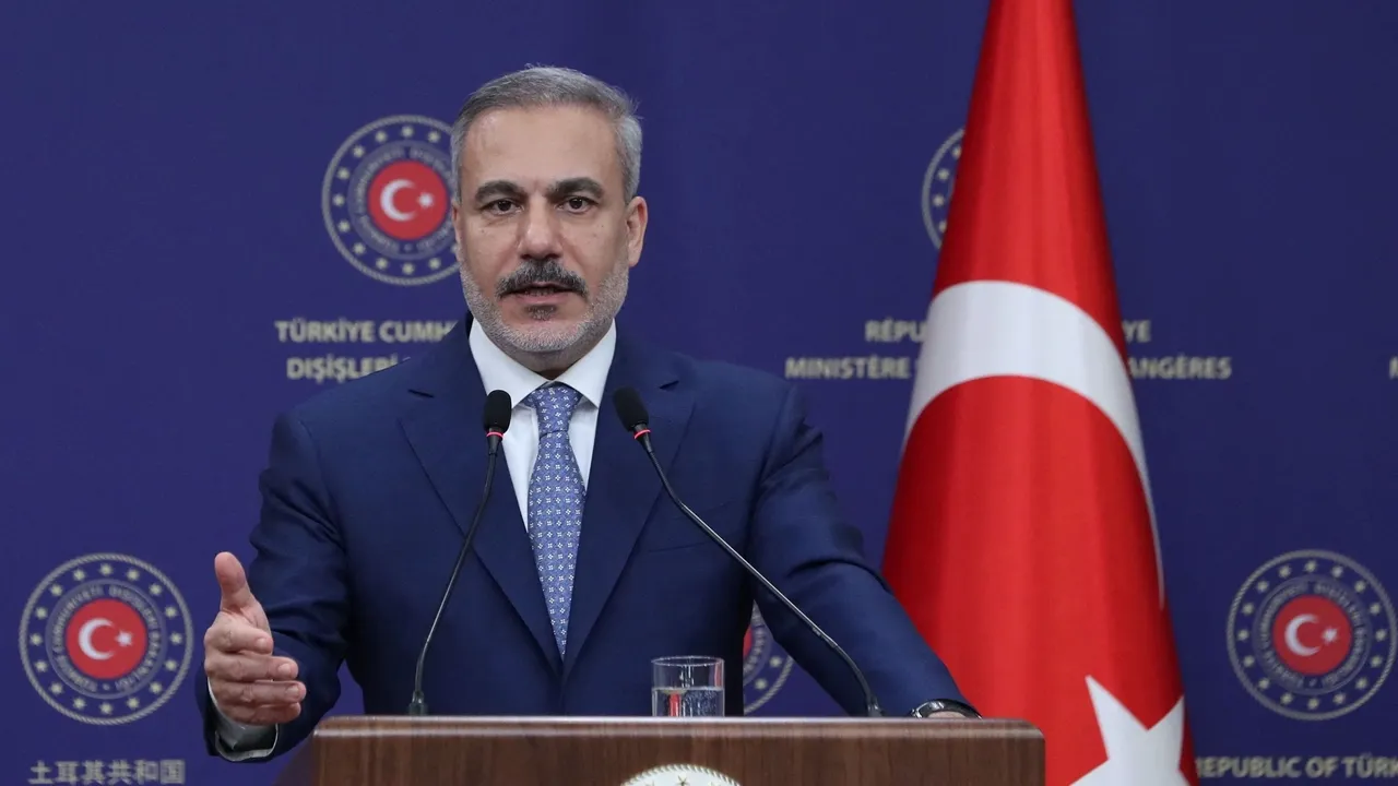 وزیر امور خارجه ترکیه: حفظ ثبات در ایران و منطقه حیاتی است