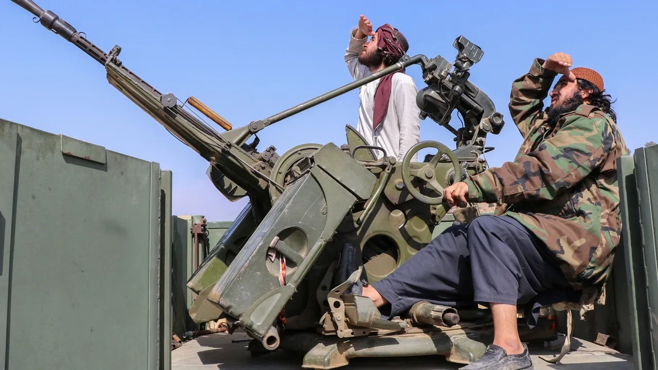 پاکستان: در پنجمین روز درگیری‌های مرزی، ۶۷ نیروی امنیتی اداره طالبان کشته شدند