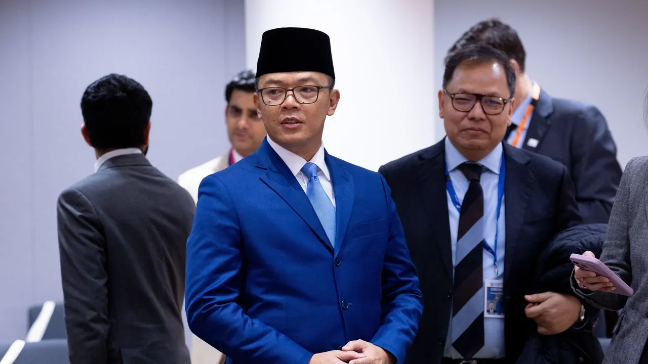 Индонезия мен Иран сыртқы істер министрлері сөйлесті