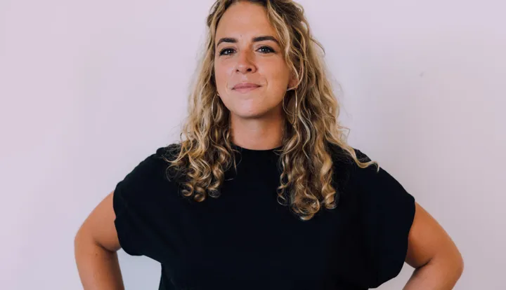 Julie Conti quitte France Inter après une blague qualifiant Sophia Aram d’"humoriste islamophobe"