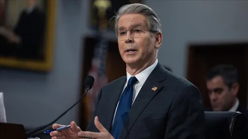 Ministar finansija SAD-a kaže da će Washington ponovo preuzeti kontrolu nad Hormuškim moreuzom