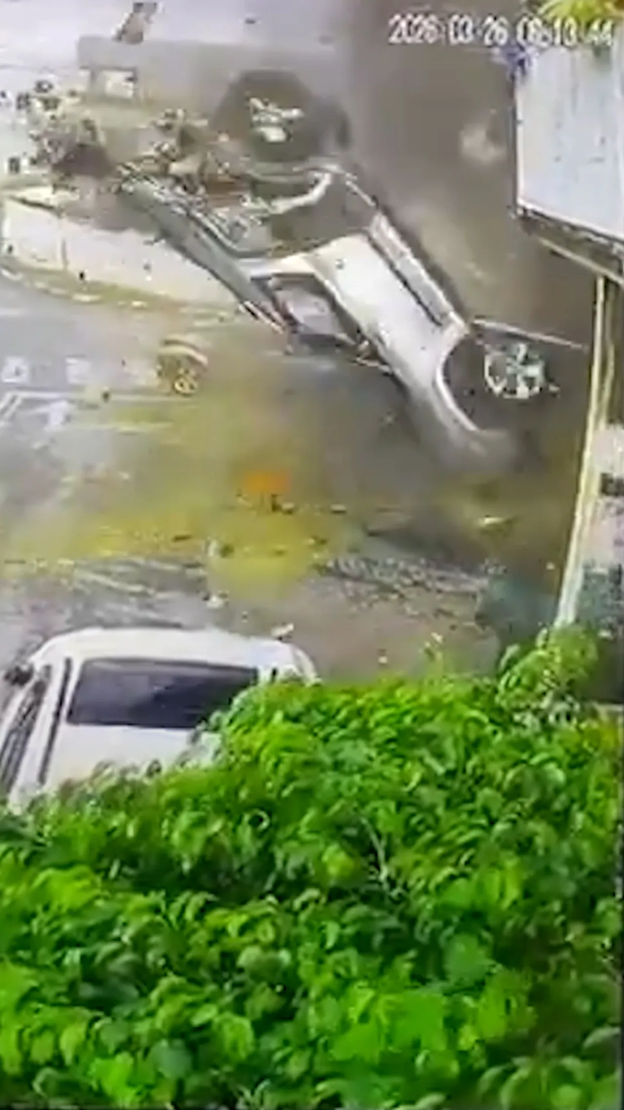 Enam orang terluka akibat serpihan rudal Iran di Kafr Qassem, Israel