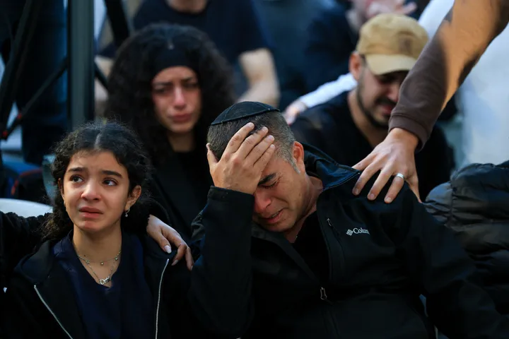 הצבא הישראלי מודה: אינו מסוגל לפרק את חיזבאללה מנשקו, למרות הבטחות ממשלת נתניהו