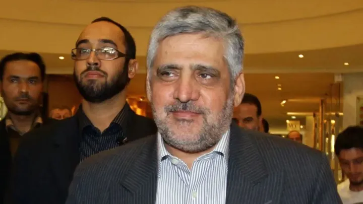 تهران: سفیر ایران در بیروت به فعالیت خود ادامه می‌دهد