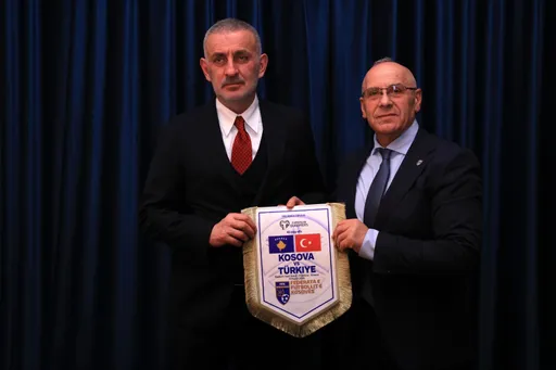 Presidenti i FFK-së, Agim Ademi priti në takim homologun turk Ibrahim Ethem Hacıosmanoğlu