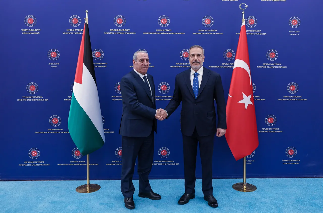 نائب رئيس فلسطين يلتقي فيدان في تركيا الثلاثاء لتعزيز جهود حل الدولتين