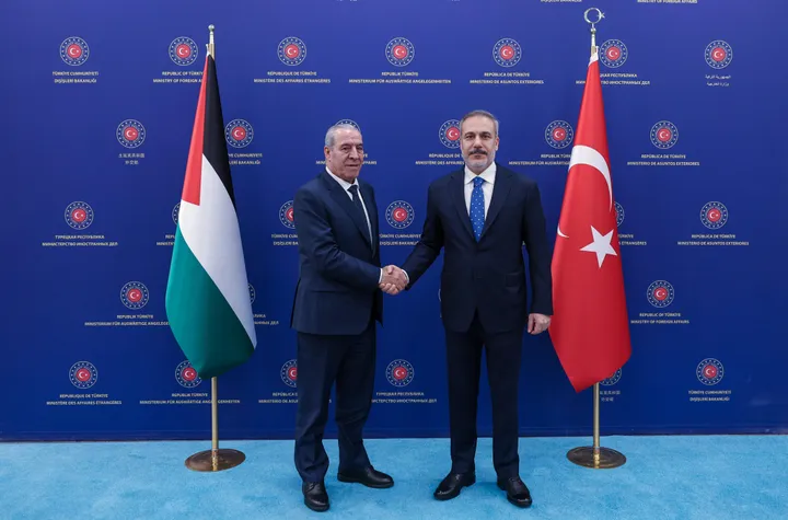 نائب رئيس فلسطين يلتقي فيدان في تركيا الثلاثاء لتعزيز جهود حل الدولتين