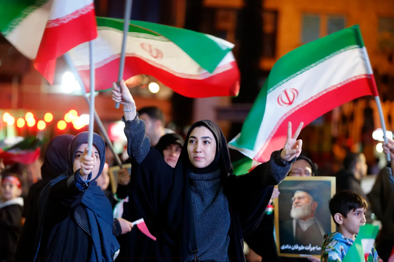 U Teheranu održani protesti protiv izraelskih i američkih napada na Iran