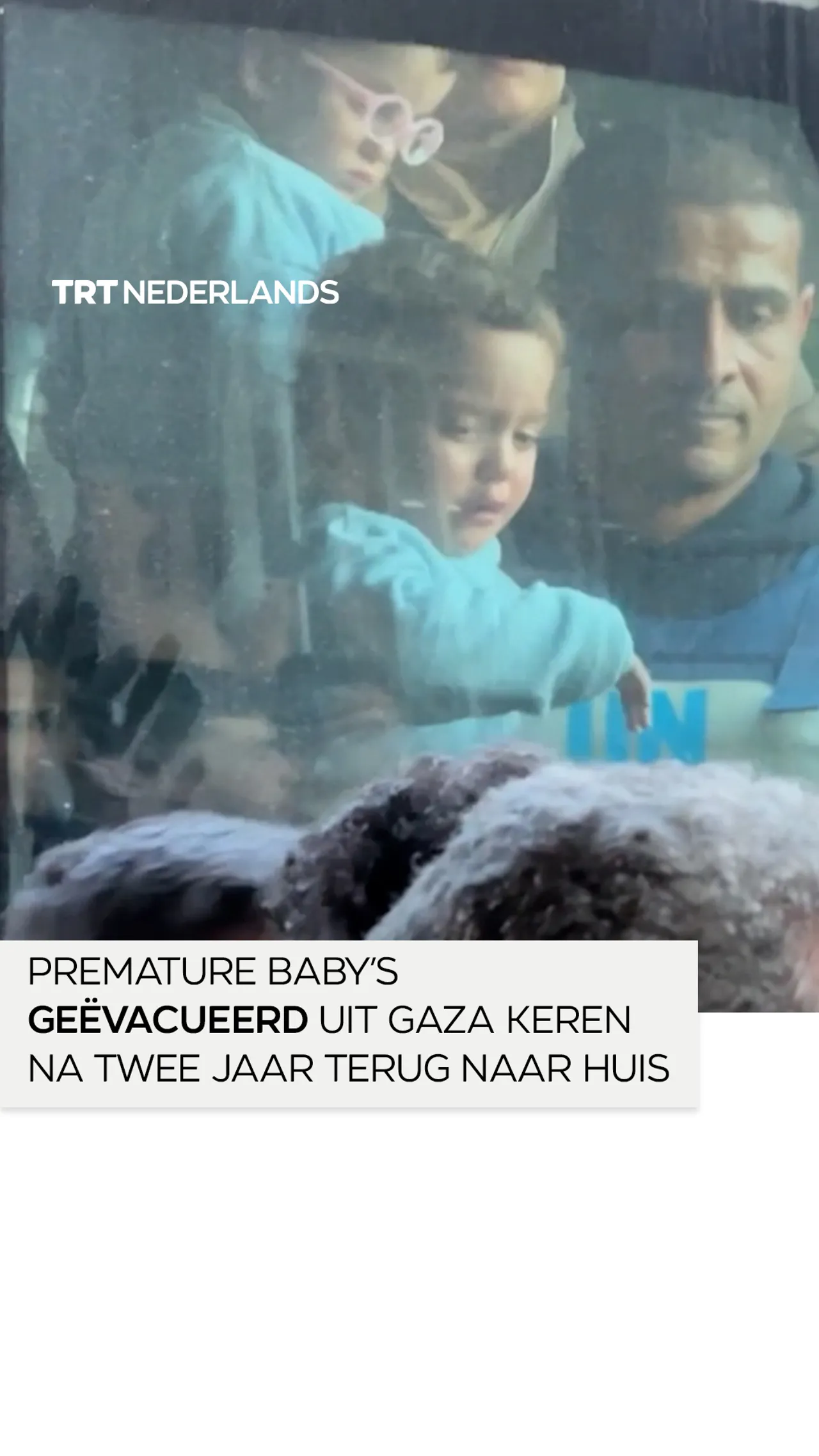 Premature baby’s geëvacueerd uit Gaza keren na twee jaar terug naar huis