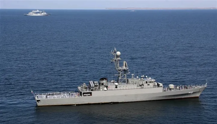 سريلانكا تطلق عملية إنقاذ واسعة لسفينة إيرانية أطلقت نداء استغاثة بالمحيط الهندي