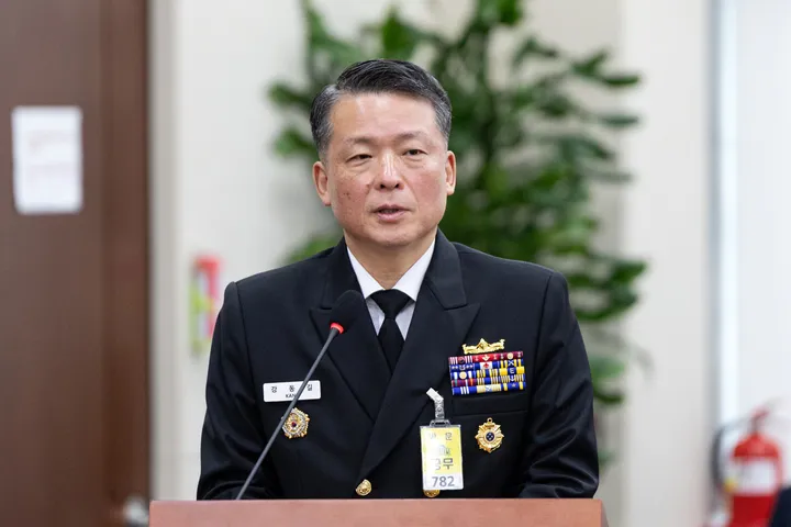 South Korea Navy chief suspended over alleged role in failed martial law bid