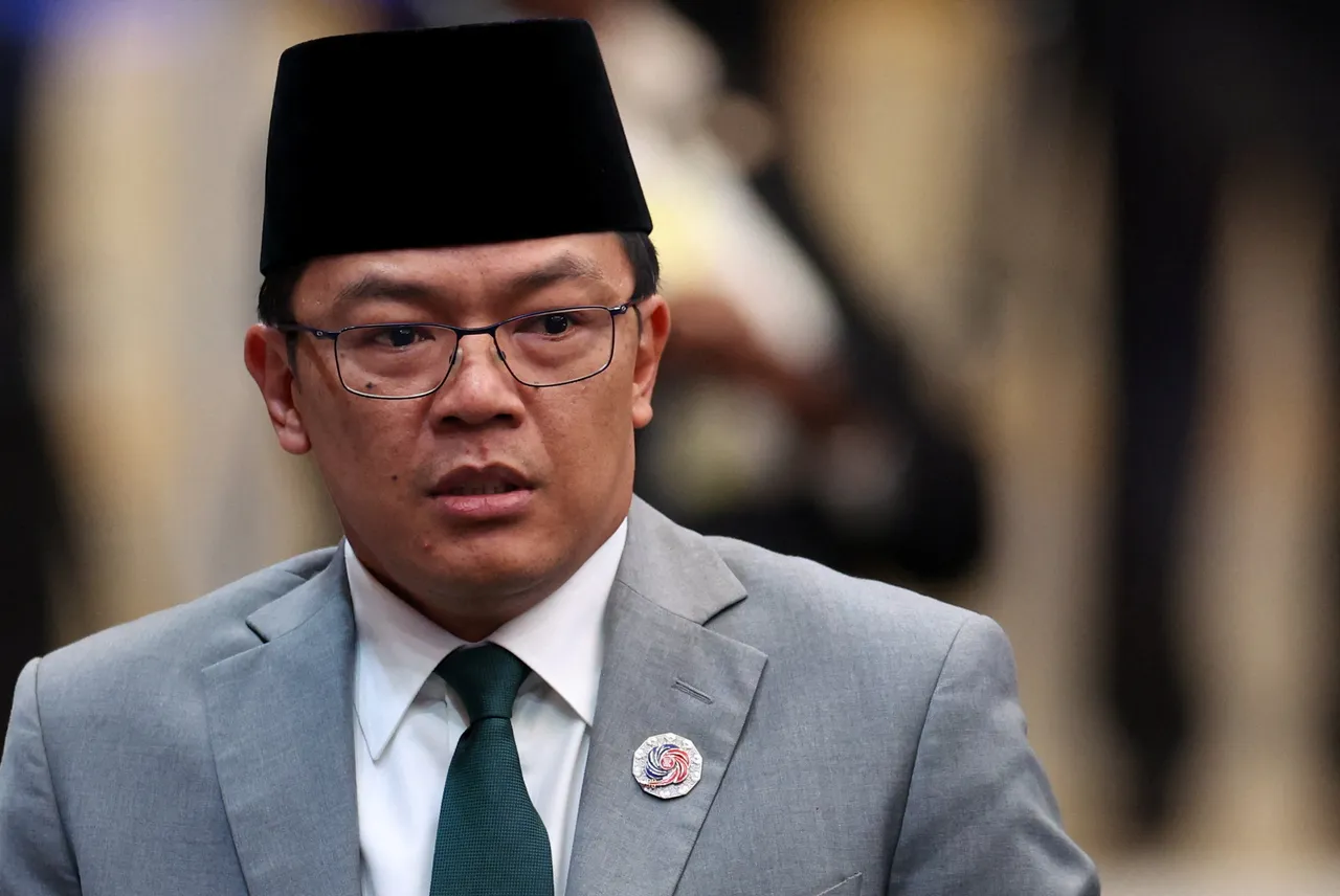 Indonesia sospende i colloqui di pace per Gaza mentre la crisi con l'Iran si intensifica