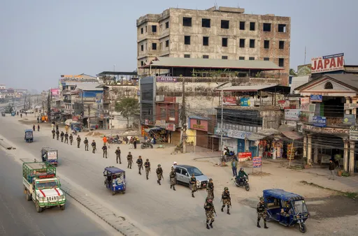 Nepal menuju pemilu krusial pasca-kerusuhan saat pesaing utama berebut untuk kursi di luar ibu kota