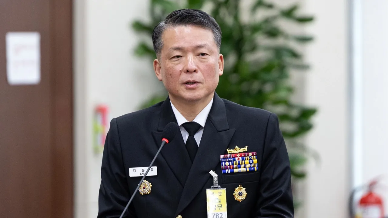 Marinha sul-coreana suspende comandante por alegado papel na tentativa falhada de impor lei marcial