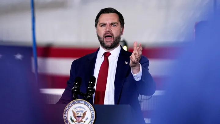 Вэнс против войны с Ираном?